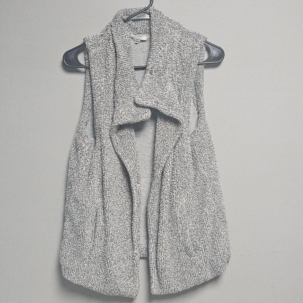 Maurices Women's Grey and Black Vest